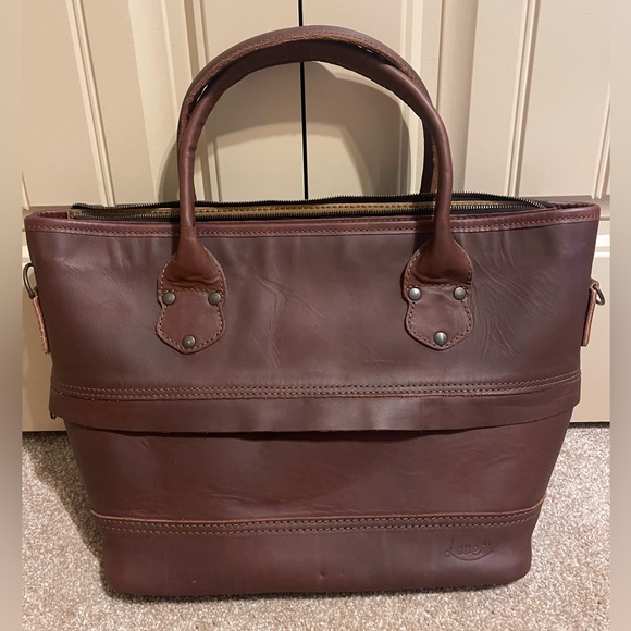 Love 41 Expandable Zipper Leather Tote Bag - Picture 1 of 6
